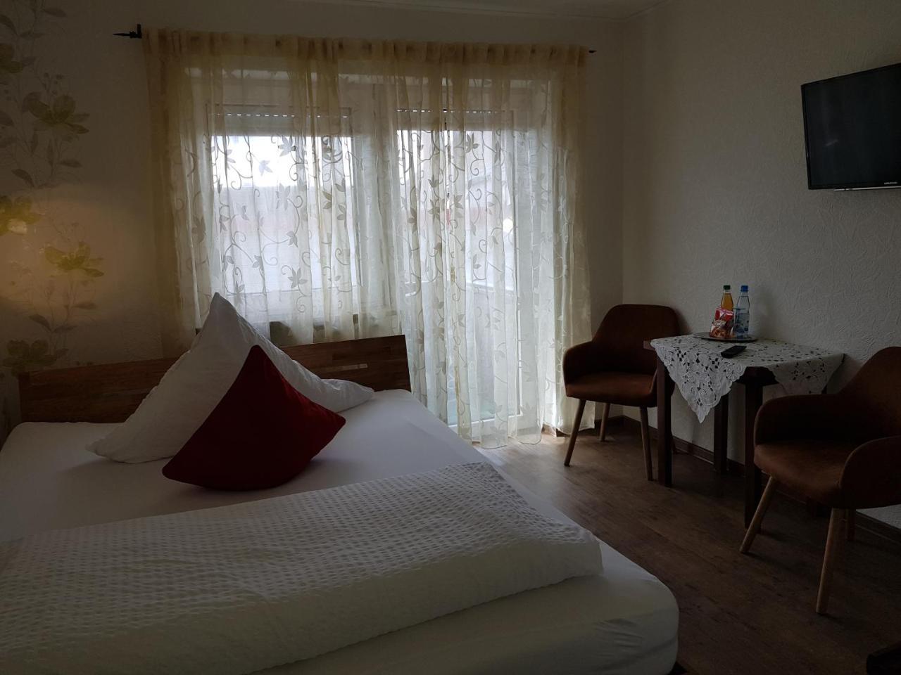 Hotel Zrenners Garni Waldsassen Kültér fotó